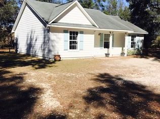 87 Easy Living Park, Freeport, FL 32439