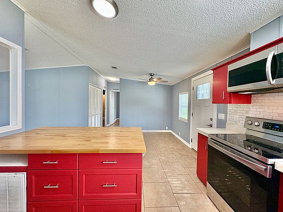 5th image of 5314 Furness Cir #390