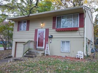 18617 E Shoshone Dr, Independence, MO 64058