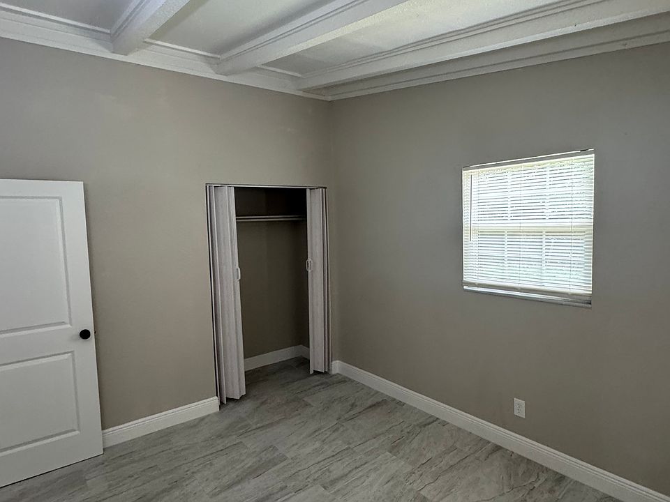 1st image of 4019 E Grove St