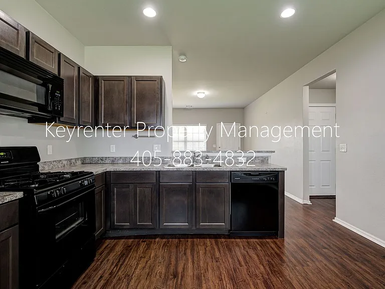 3533 SE 94th St — Photo 18