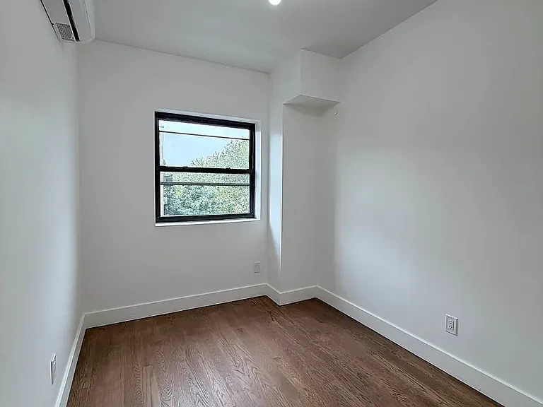 89 Veronica Pl #3D — Photo 7