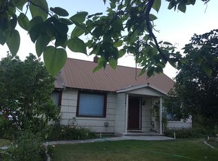 425 Okoma Dr, Omak, WA 98841