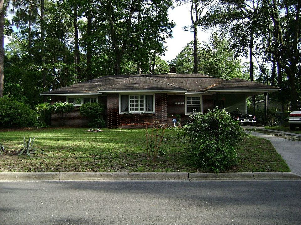 2213 Lorraine Court