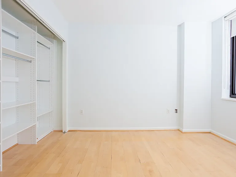 2555 Pennsylvania Ave NW #614 — Photo 2