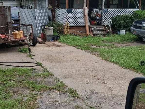 6911 Coe Rd, Panama City, FL 32404