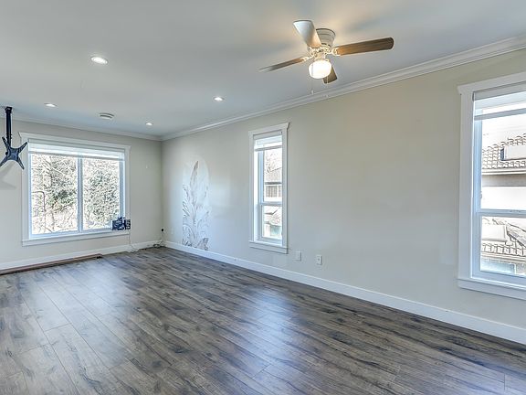 4th image of 4620 River Rd W