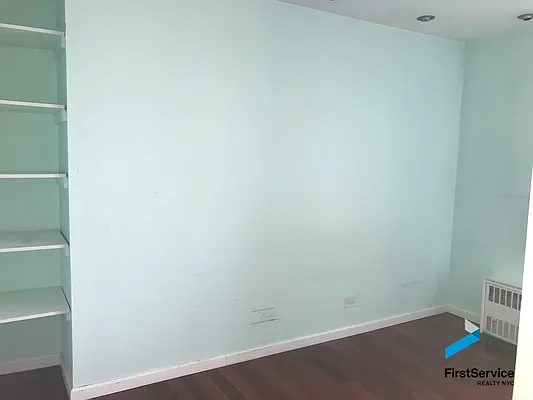 Rented by FirstService Realty (legacy) | media 18