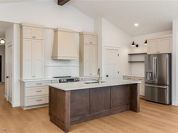 3rd image of 73 Retilley Dr
