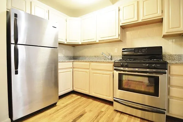 Rented by Living New York | media 25