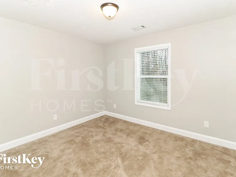 214 Falling Leaf Ln — Photo 12
