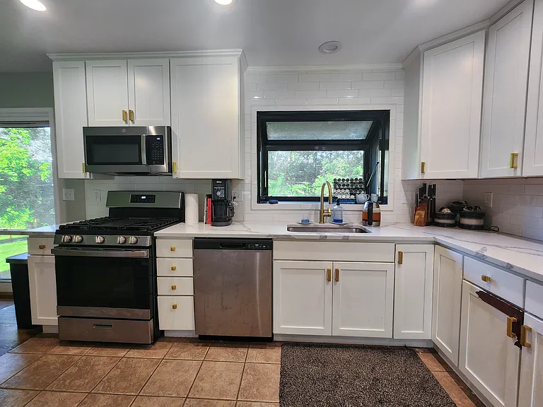 20 Alfresco Dr — Photo 18
