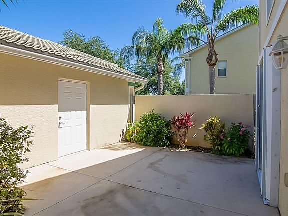 4th image of 25761 Lake Amelia Way Unit 101