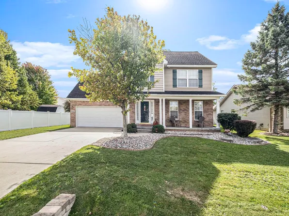 4462 Pine Creek Dr, Burton, MI 48519