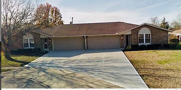 1st image of 7621 Forest Green Ct