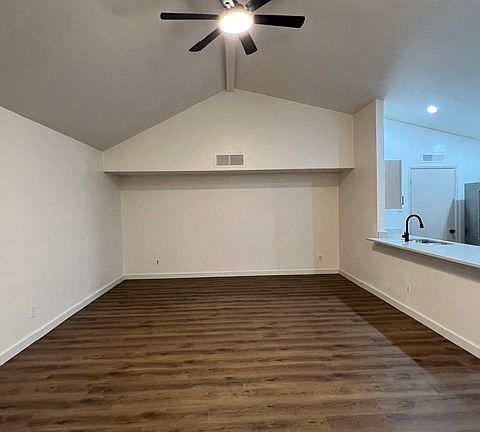 5th image of 4533 Chapman St #1