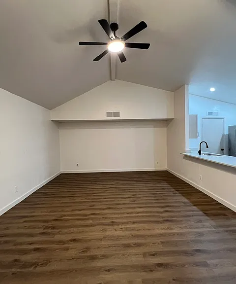 4533 Chapman St #1 — Photo 5