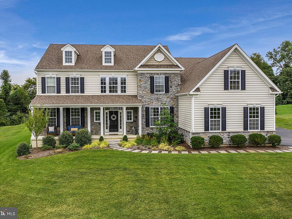 1st image of 1416 Hollow Dr