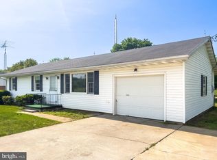 102 Tavern Rd, Martinsburg, WV 25401