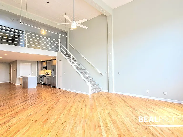 2320 N Damen Ave #2D — Photo 1