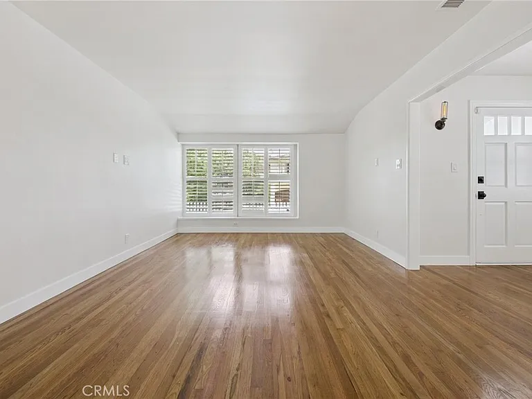 1200 Magnolia Ave — Photo 6