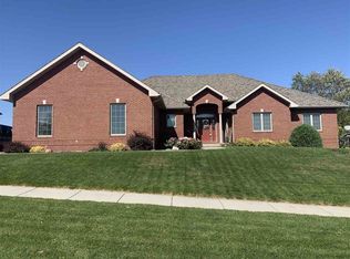 3208 Golf View Dr, Norfolk, NE 68701