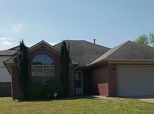 1685 Jackson Dr, Conway, AR 72032