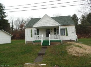 8265 Bear Rd SE, Amsterdam, OH 43903