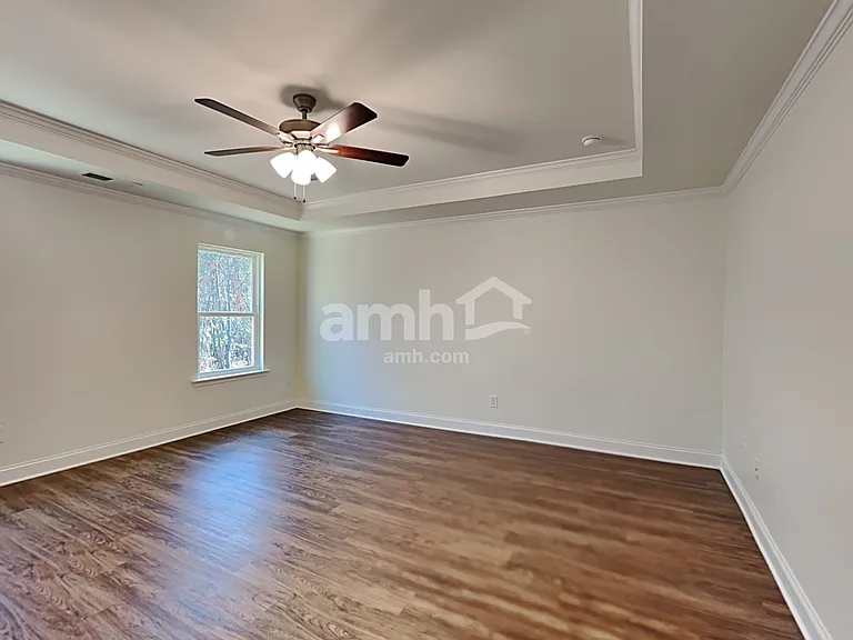 1330 Ashlyn Ct — Photo 8