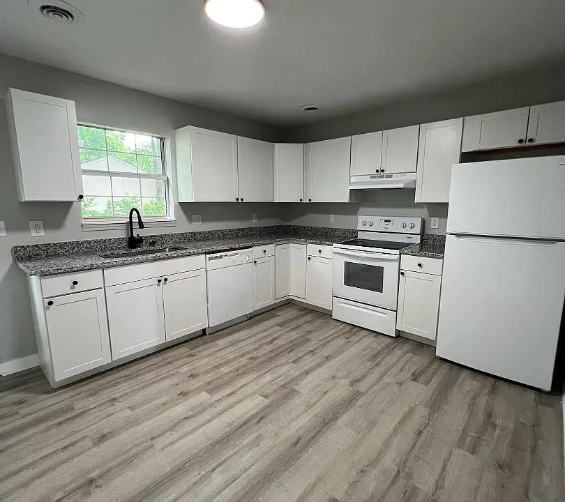 1312 George Ave #C