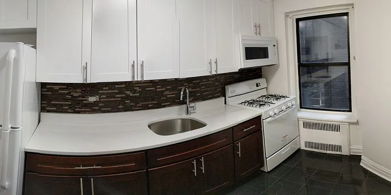 Rented by Lang Realty LLC | media 4