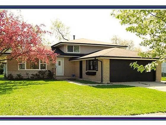 16801 Wausau Ct photo 1