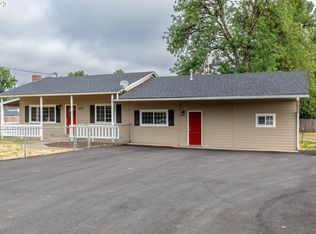 1933 W Duke Rd, Sutherlin, OR 97479