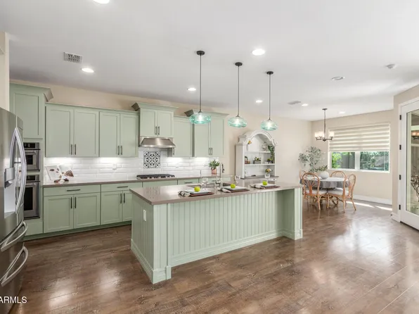 2946 W AMBER SUN Drive, Phoenix, AZ 85085