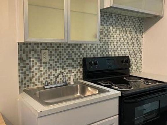2nd image of 1322 N 17th St #8441171