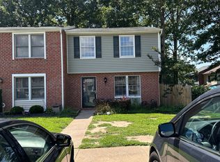 8020 Clovertree Ct, North Chesterfield, VA 23235