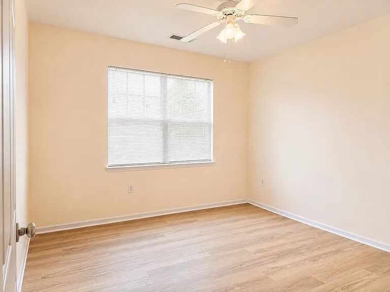 4405 Weatherington Ln — Photo 8