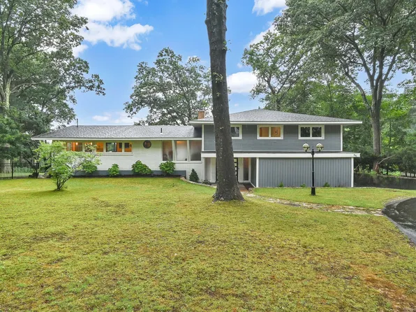 55 Natchaug Drive, Glastonbury, CT 06033