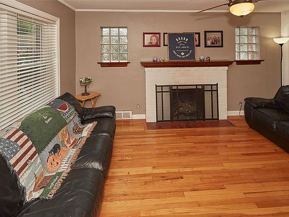 4th image of 3914 French Ct