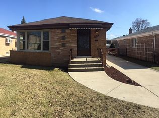 8105 N Ottawa Ave, Niles, IL 60714