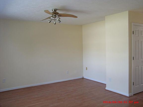5th image of 106 Sheppard Dr