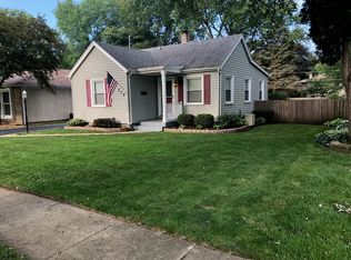 239 S Edison Ave, Elgin, IL 60123