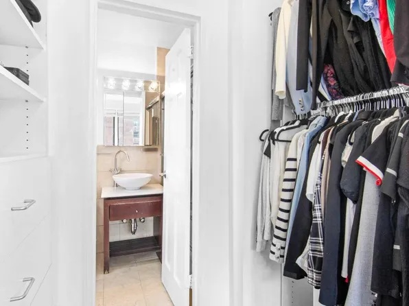 245 East 24th Street image 5 of 13