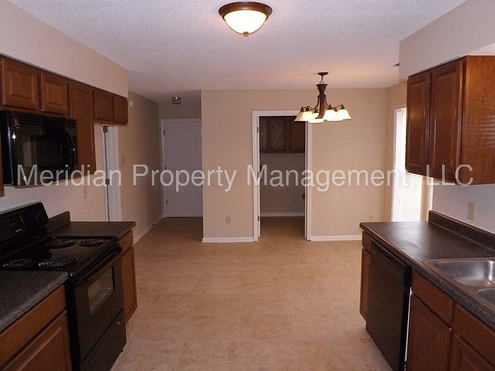 7194 Germantown Trl, Memphis, TN 38125 Zillow