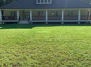 1 Conover Ln, Manalapan, NJ 07726