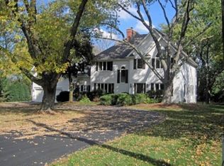 1547 Orchard Rd, Wheaton, IL 60189