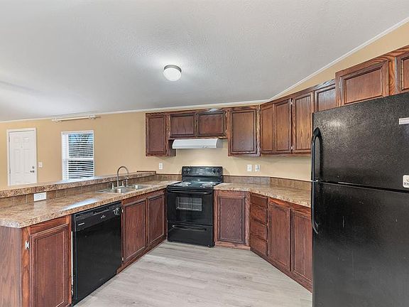 5th image of 2021 Private Road 5442