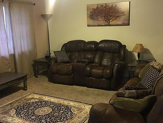 3rd image of 5123 Wakefield Dr