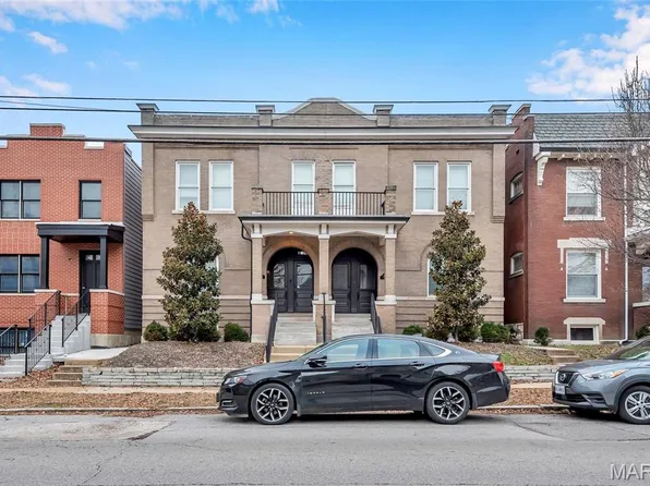 1041-1043 S Taylor Ave, Saint Louis, MO 63110