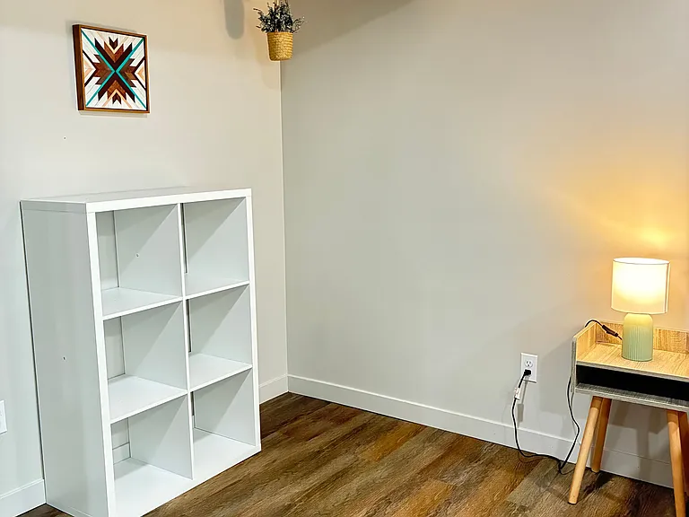 2 bed, 1.0 bath, 1024 sqft, $2,000 — Photo 54